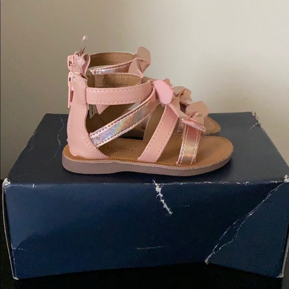 Oshkosh sandals - Picture 2 of 6